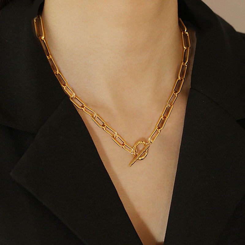 Simple Thick Chain Clavicle Chain